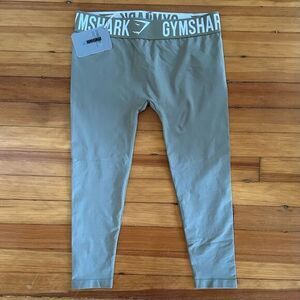 Gymshark NWT Fit Seamless Cropped Leggings in Washed Khaki/White Size M
